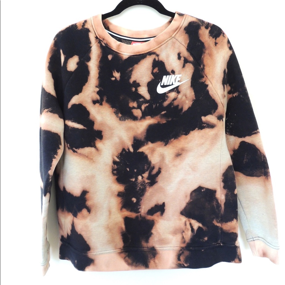 reworked Nike crewneck sweatshirt